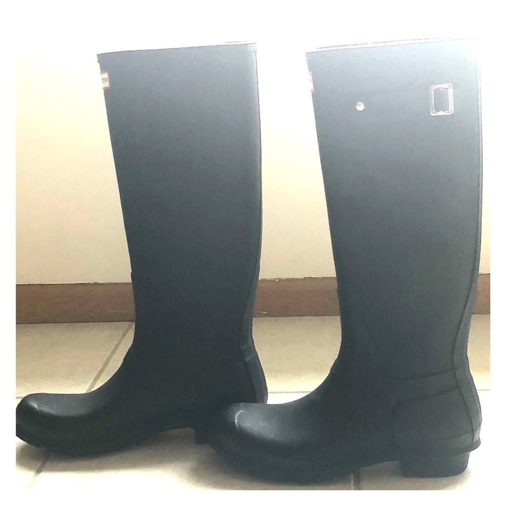 Hunter Women's Original Tall Rain Boots: Black, 10 - Picture 3 of 7